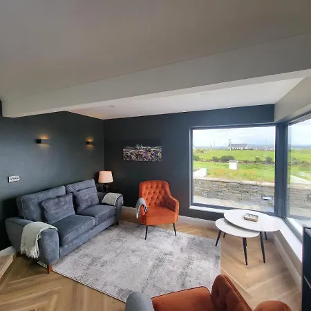 Rose Meadow Apartment