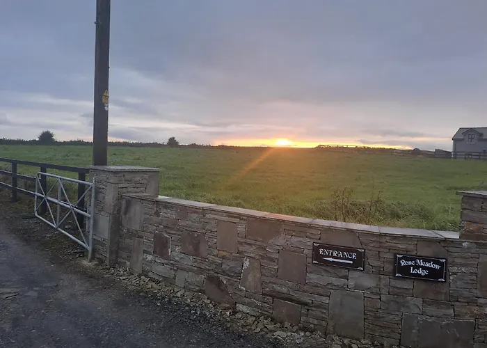 Апартаменты Rose Meadow